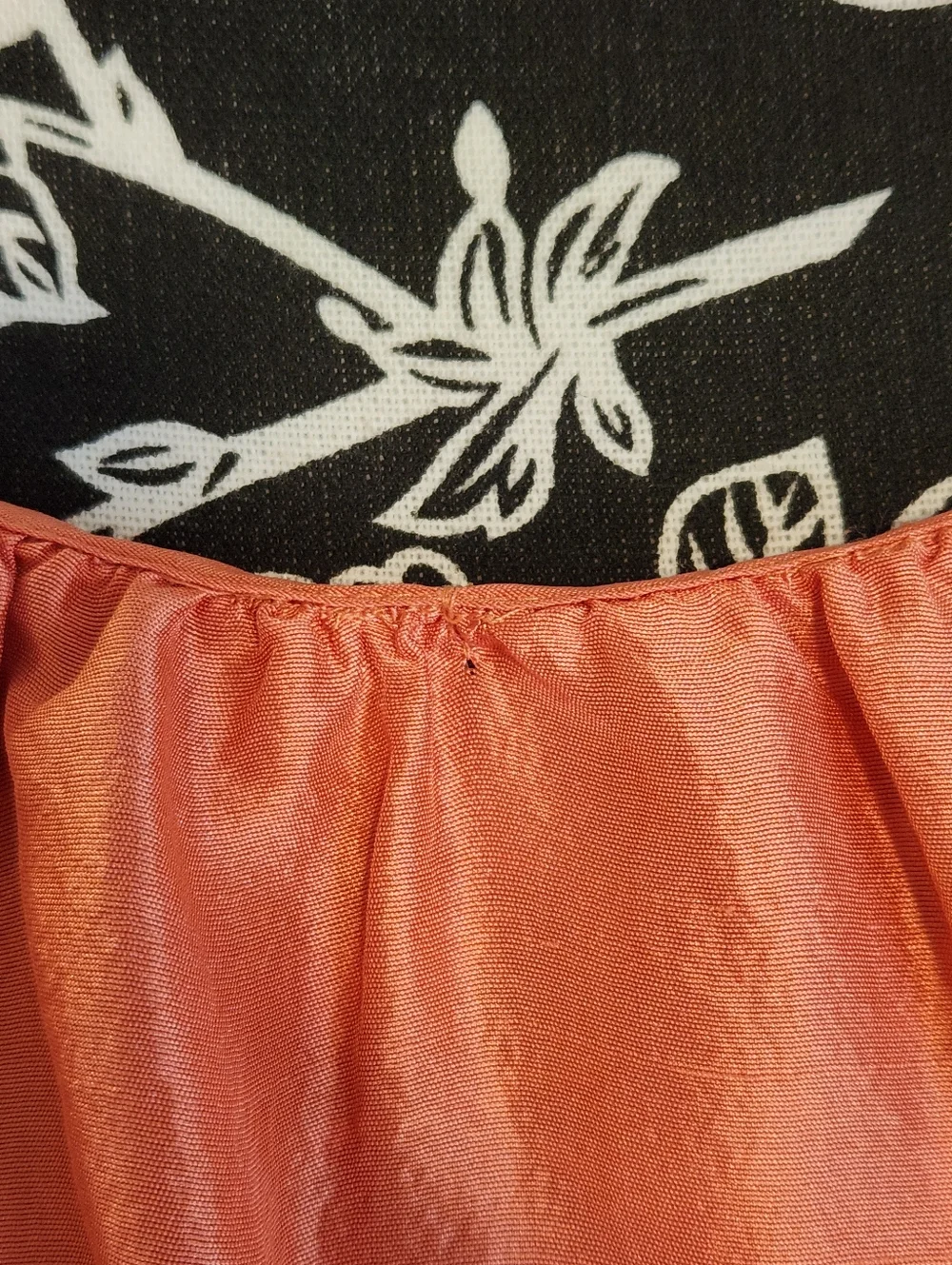 🆕️ 🍁Talbots🍁 - Peach Orange Silk Peasant Top - Picture 6 of 10